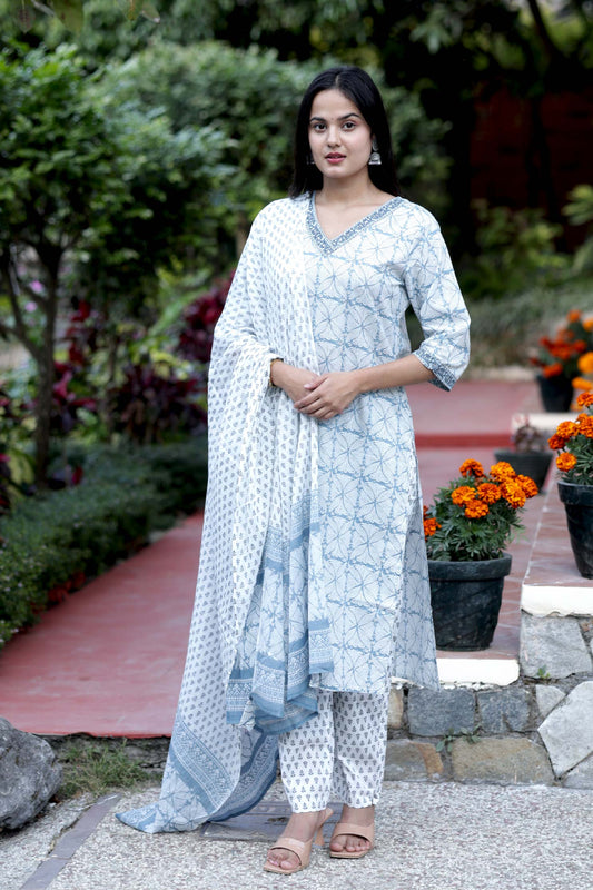 Aarvi Soft Cotton Printed Suit Set (Lavender & Aqua Blue Variants)