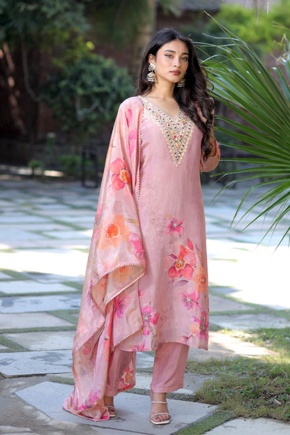 Shayara - Rosy Bloom 3-Piece Suit