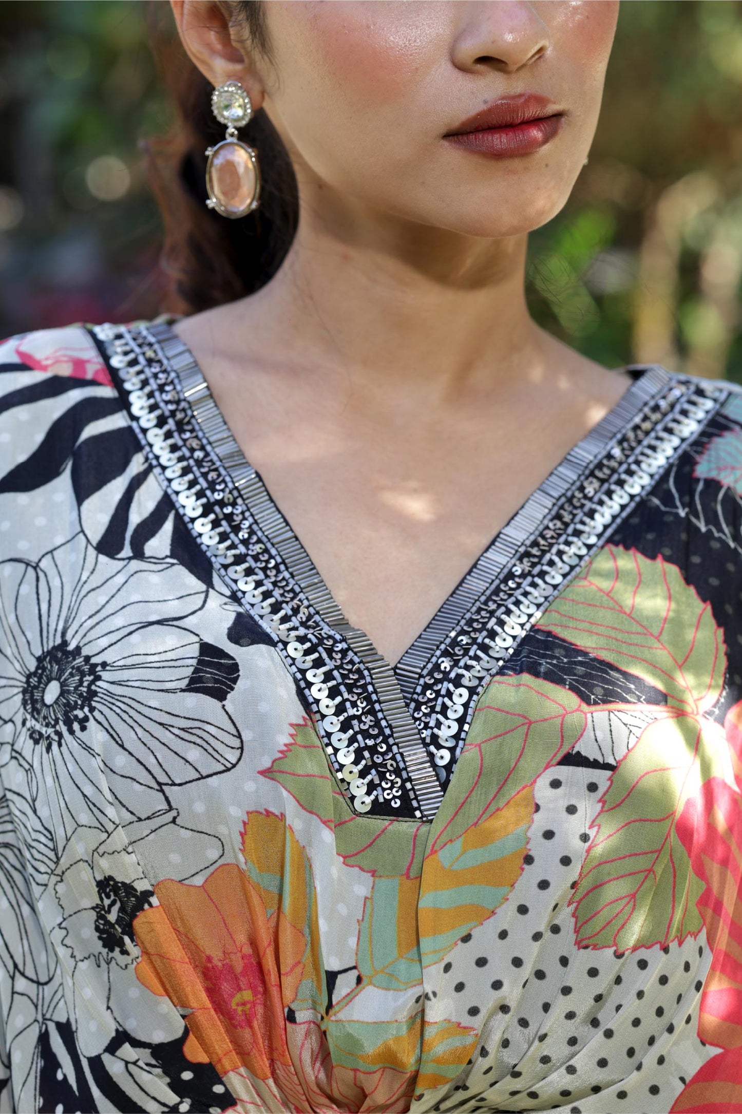 Nalini - Black Crepe Kaftan Style Cord Set with Neck Detailing