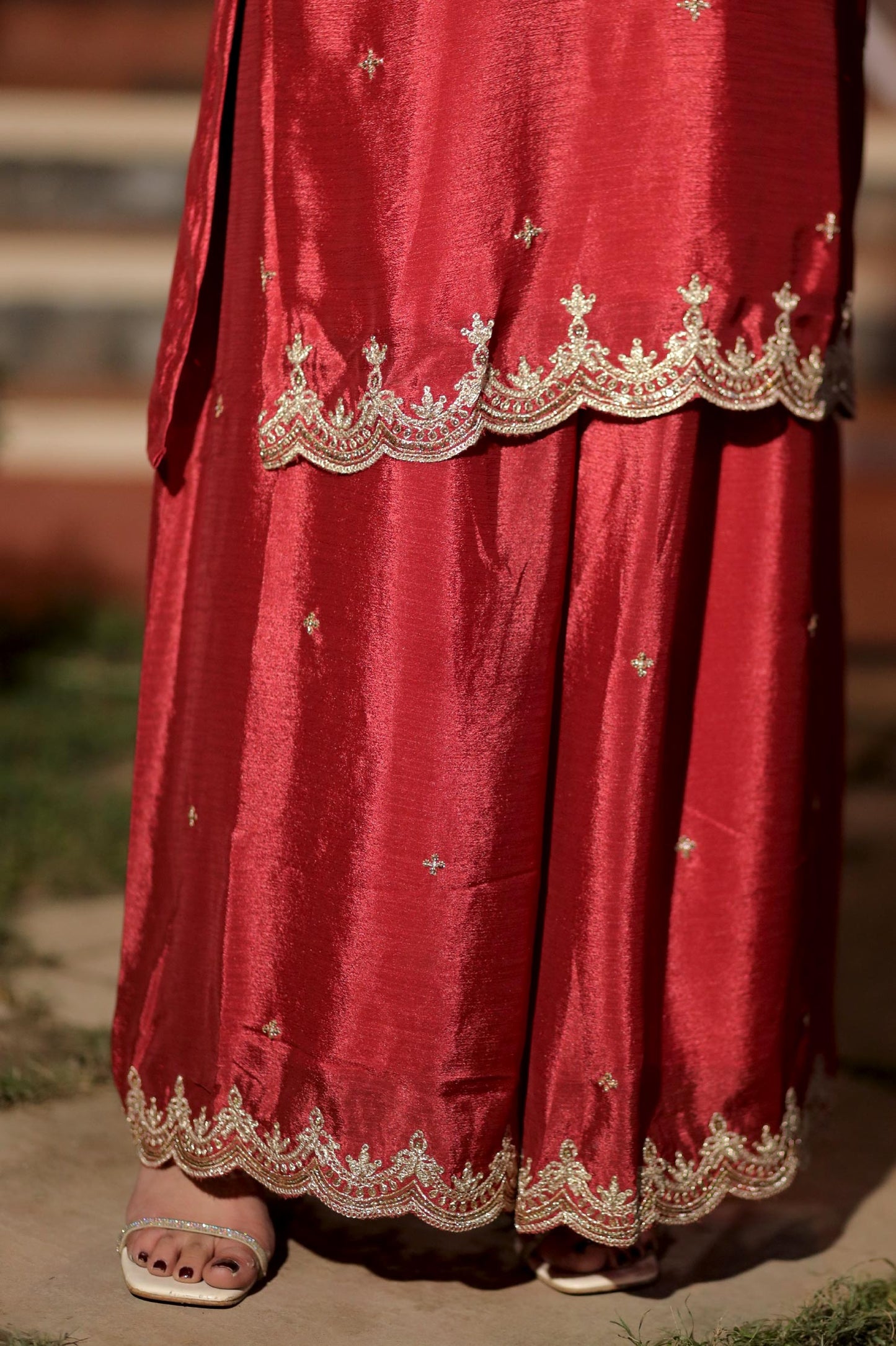 Rajsi - Crimson Majesty 3-Piece Suit