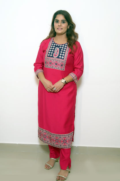 Noor Suit Set – Navy & Hot Pink Set