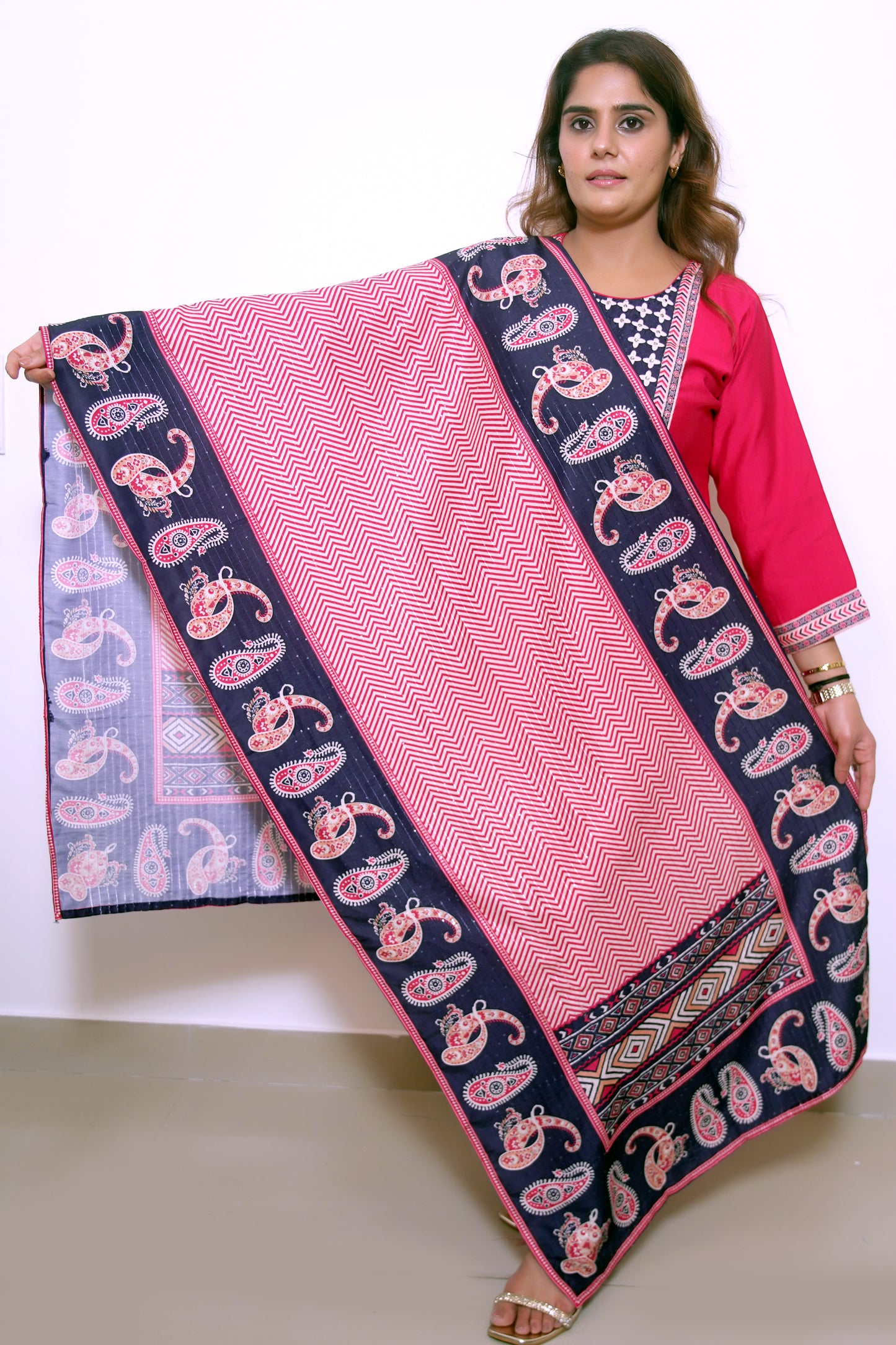 Noor Suit Set – Navy & Hot Pink Set